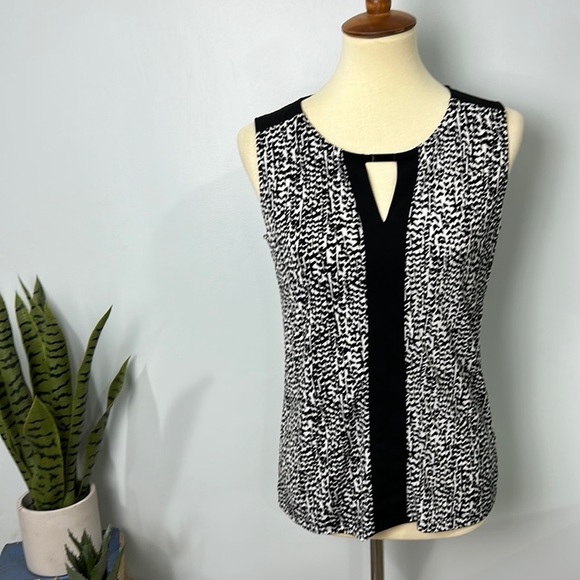 Jones New York Tops - Jones New York top size small